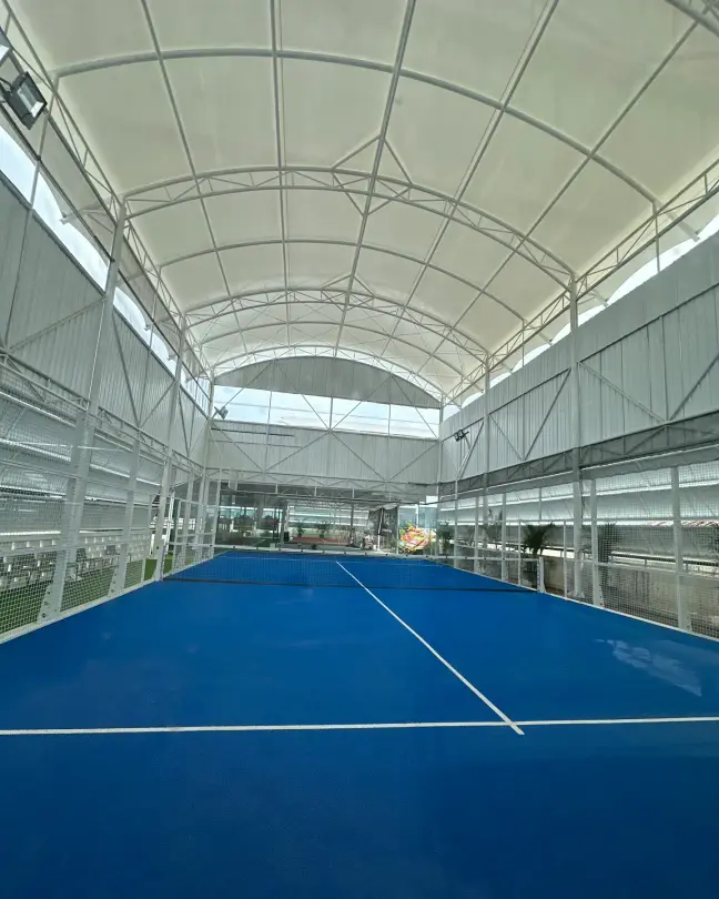 Blue court under the arched roof